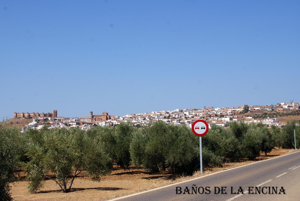 帕拉西奥古姿曼酒店 Baños de la Encina 外观 照片